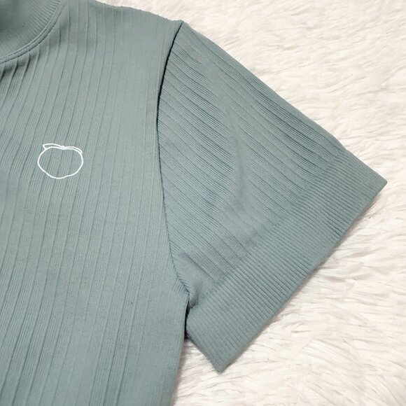 Women Ribbed Front Zipper Short Sleeve Crop Top in Green Teal Size Large - Picture 4 of 6